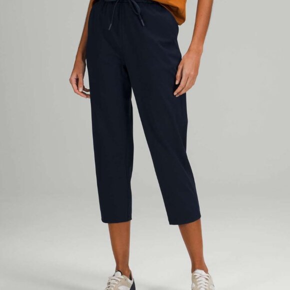 Lululemon Stretch High Rise Cropped Pants - Black - Picture 1 of 10